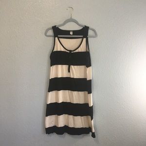 Old Navy | Black and White Striped Dress